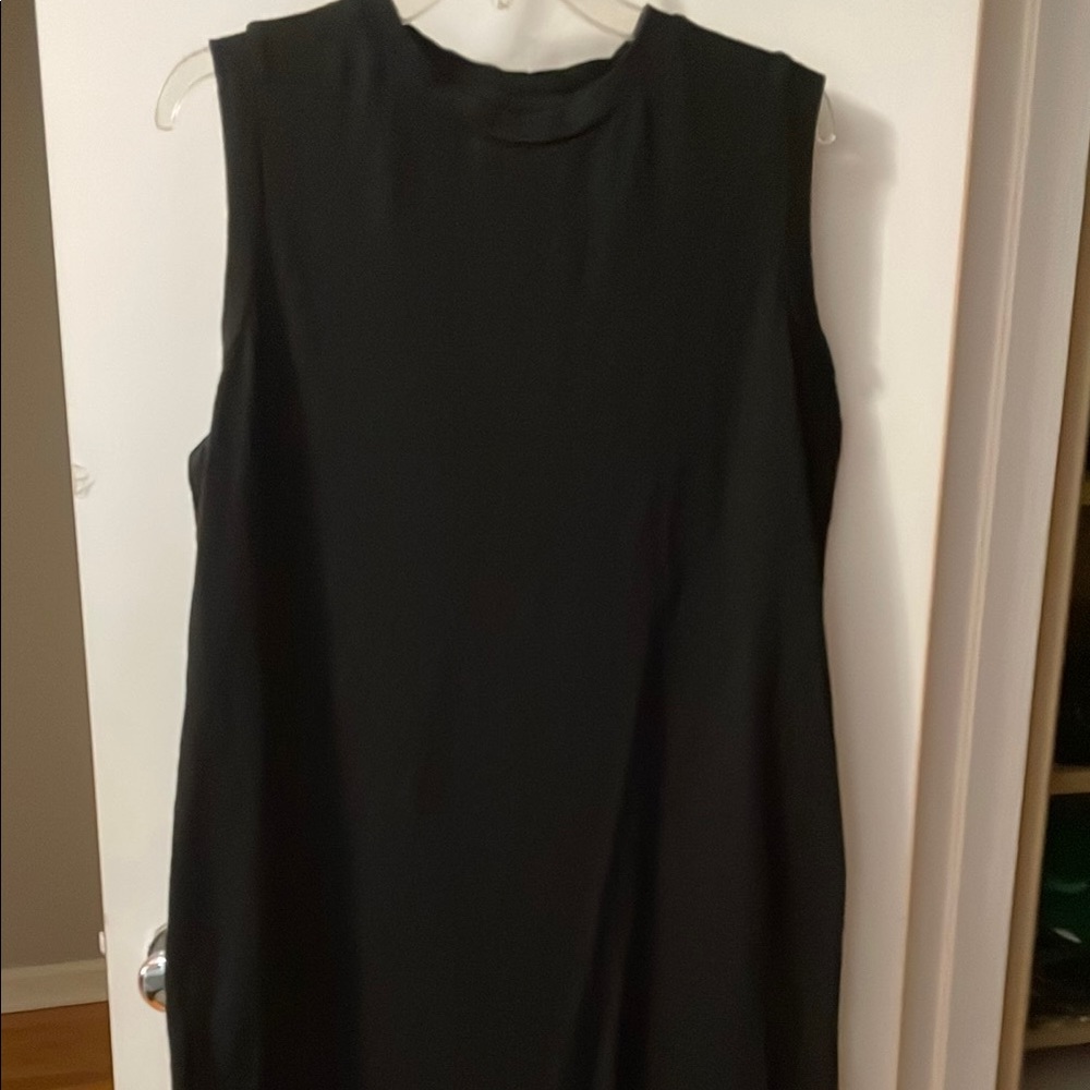 Universal Thread Black Sleeveless Sheath Dress